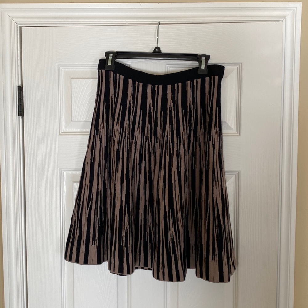 Grace Elements Medium, short, knit skirt